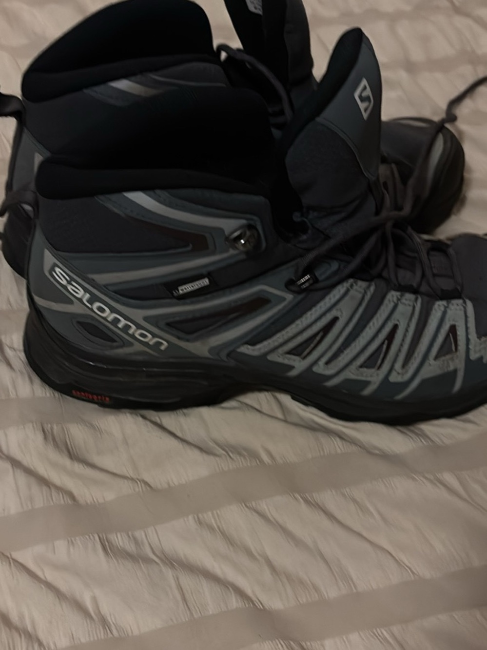 Salomon Women's Gray and Black High-Traction Trail Boots